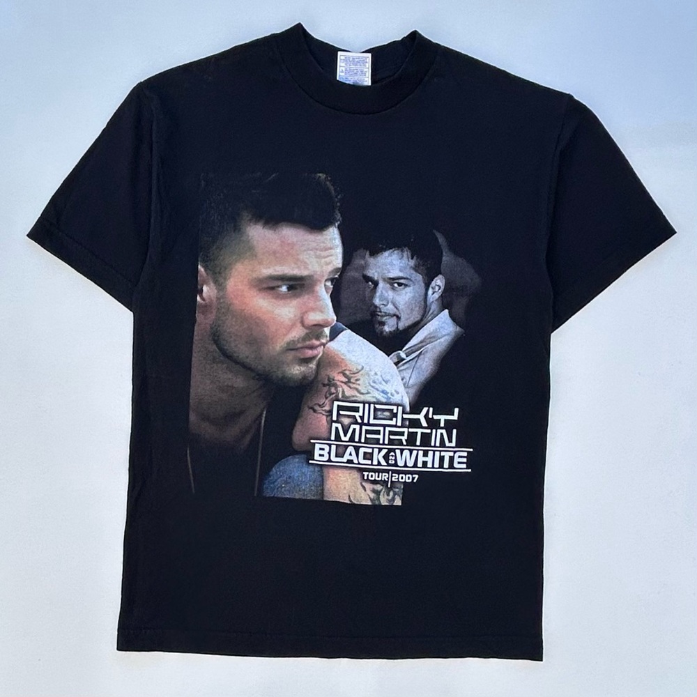 Vintage 2007 Ricky Martin Black & White Tour T Shirt Size Men’s Small